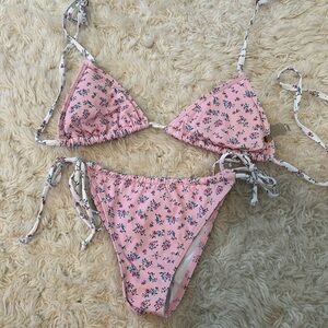 Pink ditsy floral bikini